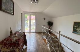 Casa individuala cu apartament anexa, 860 mp teren, zona VIVO