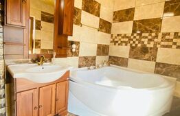 Casa cu 4 camere, 130 mp, curte privata, terasa, parcare, zona strazii Dunarii