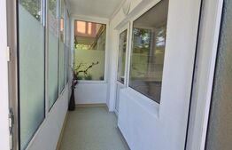 Garsoniera luminoasa -pretabila si spatiu comercial cu balcon 32 mp