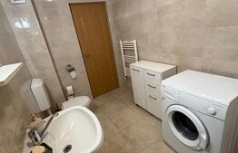 Apartament de 2 camere, 54 mp, parcare, zona Florilor