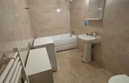 Apartament de 2 camere, 54 mp, parcare, zona Florilor