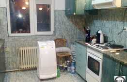 3 camere decomandate de inchiriat, 76 mp utili