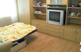 3 camere decomandate de inchiriat, 76 mp utili