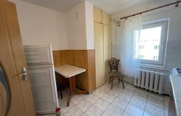 Apartament 3 camere, 70 mp, decomandat, zona strazii Zorilor