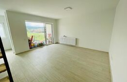 Apartament in vila, 4 camere, 116mp, finisat, zona Floresti