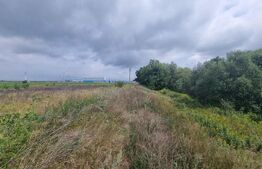 Teren intravilan, 3975mp, intre Hanul din Ardeal si fabrica Olympus