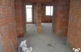 Vanzare 3 camere, 105 mp, semifinisat, parcare, balcon, zona nou dezvoltata!