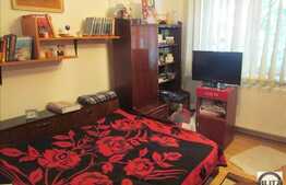 De vanzare apartament 3 camere, 68 mp, boxa subsol, zona Big