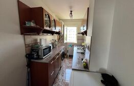 Apartament cu 3 camere, semidecomandat, zona străzii Mehedinți 