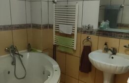 Apartament 2 camere, decomandat, etaj 1/4, zona Toamnei 