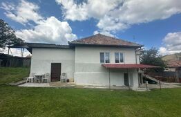 Casa individuala 90mp utili si 1420mp teren in Chinteni.