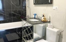 Apartament 2 camere semidecomandat, etaj intermediar, Zona Vivo!