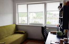 De vanzare apartament 3 camere, 59 mp, boxa subsol, zona Pietei 14 Iulie