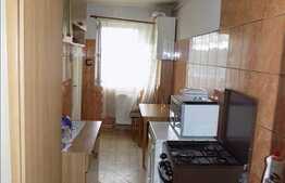 2 camere, 50 mp, decomandat, zona strazii Parang