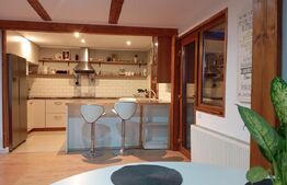 Casa, localitatea Dezmir