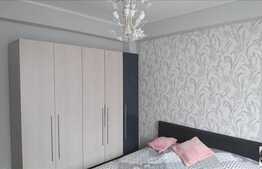 Vanzare apartament 4 camere, 96 mp, decomandat, boxa la subsol, zona Billa