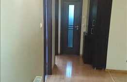 Vanzare apartament 4 camere, 96 mp, decomandat, boxa la subsol, zona Billa