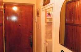 Vanzare apartament cu 2 camere, 30 mp utili