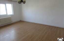 Vanzare apartament 3 camere, 74 mp, decomandat, boxa subsol, zona Calea Manastur