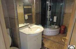 Vanzare apartament 3 camere, 74 mp, decomandat, boxa subsol, zona Calea Manastur