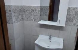 Apartament 3 camere, semidecomandat, 66 mp, zona Parang