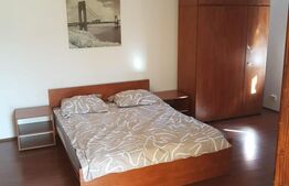 Apartament 3 camere, 100 mp, terasa 20 mp, parcare, zona Parcul Central