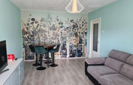 Apartament 3 Camere, Zona Tractoru