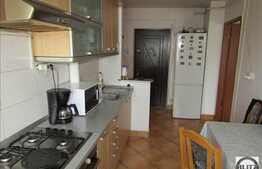De vanzare apartament 2 camere, 58 mp, decomandat, parcare!