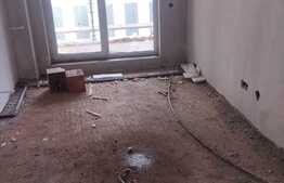 De vanzare apartament cu 2 camere, 50,37 mp, semifinisat, zona centrala