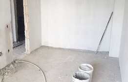 De vanzare apartament cu 2 camere, 50,37 mp, semifinisat, zona centrala