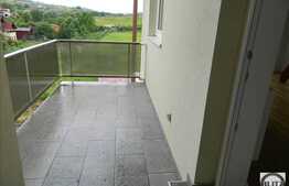 De vanzare apartament 2 camere, 78 mp, garaj, boxa subsol, zona strazii Oasului