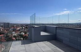 Office cu panorama pentru un birou de lux 