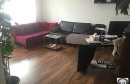 De vanzare apartament 2 camere, 55 mp, decomandat, parcare, zona Oncos