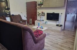 Casa 5 camere, Sacele , panouri solare 6kw,  terasa , 835 mp teren