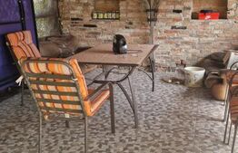 Casa 5 camere, Sacele , panouri solare 6kw,  terasa , 835 mp teren