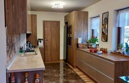 Apartament 2 camere, 60mp, Plopilor cu 3 parcari incluse in pret