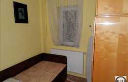Apartament 3 camere in casa, boxa, zona centrala!