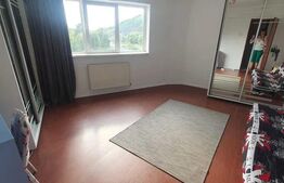 Apartament de 4 camere, decomandat, parcare, 80mp, cartierul Grigorescu