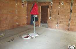 3 camere, 70 mp, semifinisat sau finisat! Zona Somesului! Posibilitate RATE!