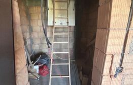 De vanzare casa individuala in Tarlungeni in stadiu de constructie