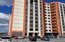 Garsoniera spatioasa decomandata zona Tractoru Coresi