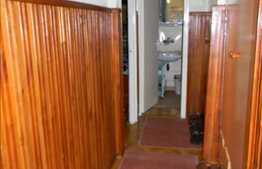 4 camere, decomandat, 78 mp, boxa, garaj, 2 locuri de parcare, zona Golden Tulip