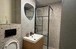 Garsonieră Modernă cu Priveliste la Etajul 9