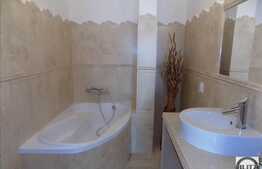 2 camere, 52 mp, totul nou, prima inchiriere, terasa 55 mp, zona Iulius Mall