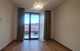 Duplex mobilat si  utilat  la liziera padurii.