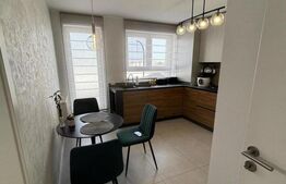 Penthouse LUX, decomandat Tractorul 