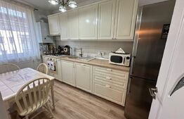 Apartament boem, 3 camere, 2 bai, garaj, zona Regal