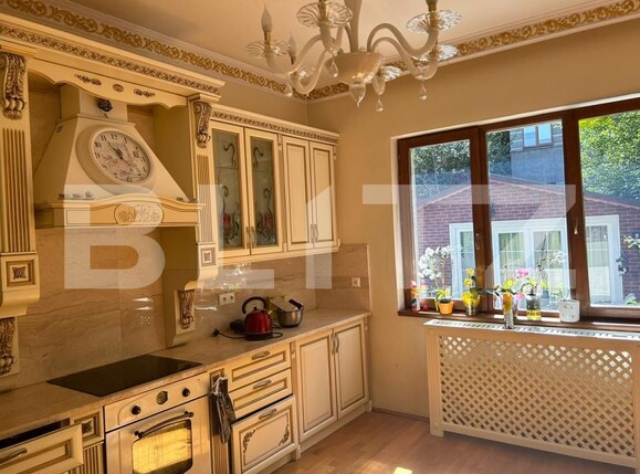 Casa de închiriat 7 camere Central - 157832CI | BLITZ Cluj-Napoca | Poza1