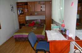 De vanzare apartament 2 camere, 45 mp, parcare, zona Garii