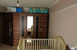 Vanzare apartament cu 3 camere, 63 mp, finisaje moderne, zona Plopilor!